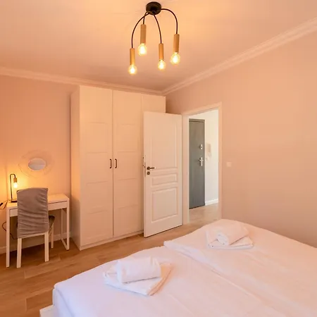 Pod Lasem Z Klimatyzacja I 2 Sypialniami Apartament Ustroń