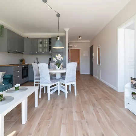 Pod Lasem Z Klimatyzacja I 2 Sypialniami Apartament