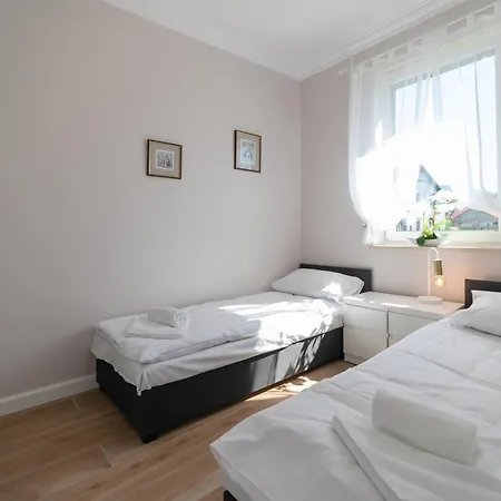Apartament Pod Lasem Z Klimatyzacja I 2 Sypialniami Ustroń